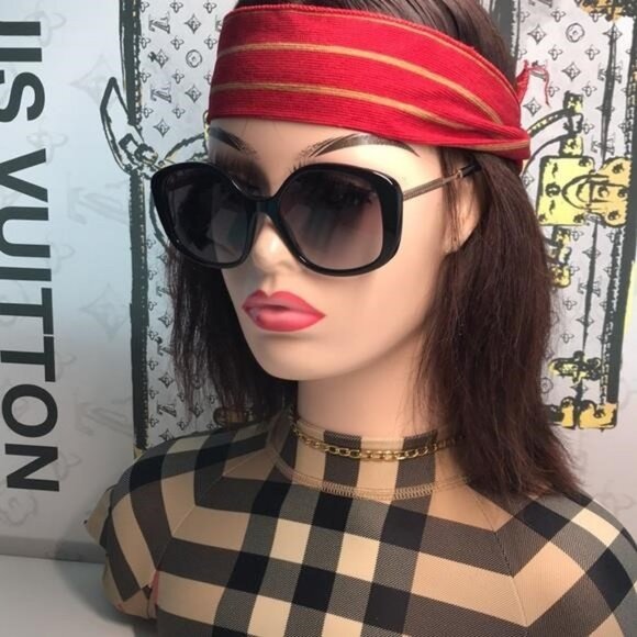 New Authentic Tiffany & Co. Sunglasses TF 4192 80013C Black/Grey Gradient Women - Picture 1 of 12